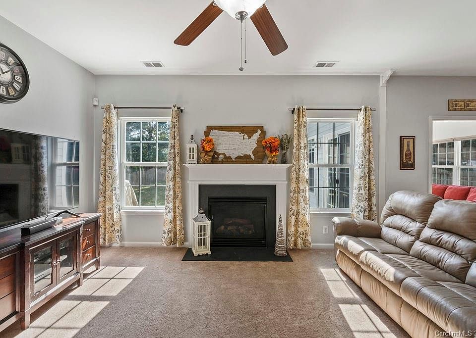 8627 Sedgeburn Dr Charlotte, NC, 28278 Apartments for Rent Zillow