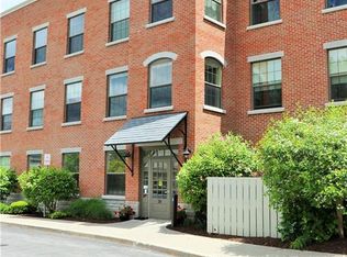 28 Maple St UNIT 202, Marcellus, NY 13108