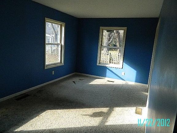 5th image of 1658 Tremont Ave