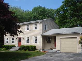10 Rise N Sun Dr, Scituate, RI 02831