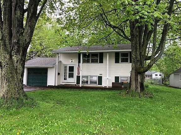 2nd image of 118 Barry St