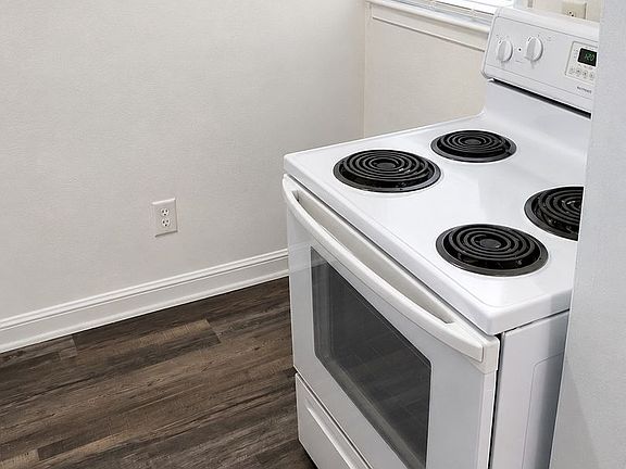 5th image of 3940 Overland Hts APT C