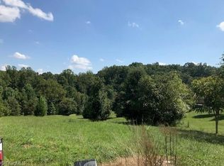 142 Cobblestone Walk Dr, Greensboro, NC 27455