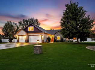 15585 Moonstruck Dr, Caldwell, ID 83607