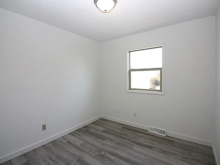3314 S All Hallows Ave — Photo 13