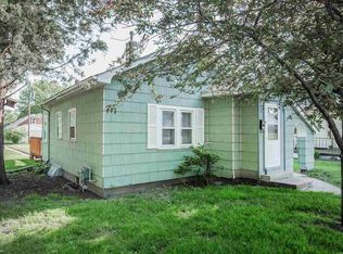 2216 W High St, Davenport, IA 52804