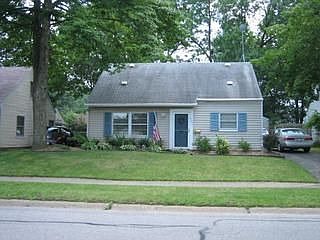 2nd image of 1282 Myrtle Ave