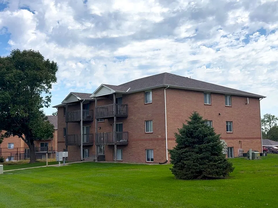 Pine Tree Apartments