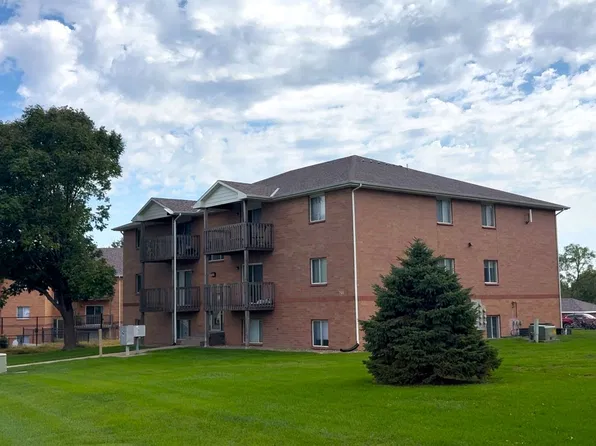 Pine Tree Apartments