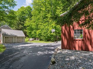 408 Morgan Rd, Hartford, VT 05047