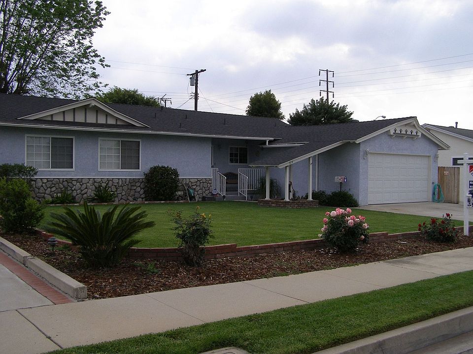 Beautiful Home Heart of Covina