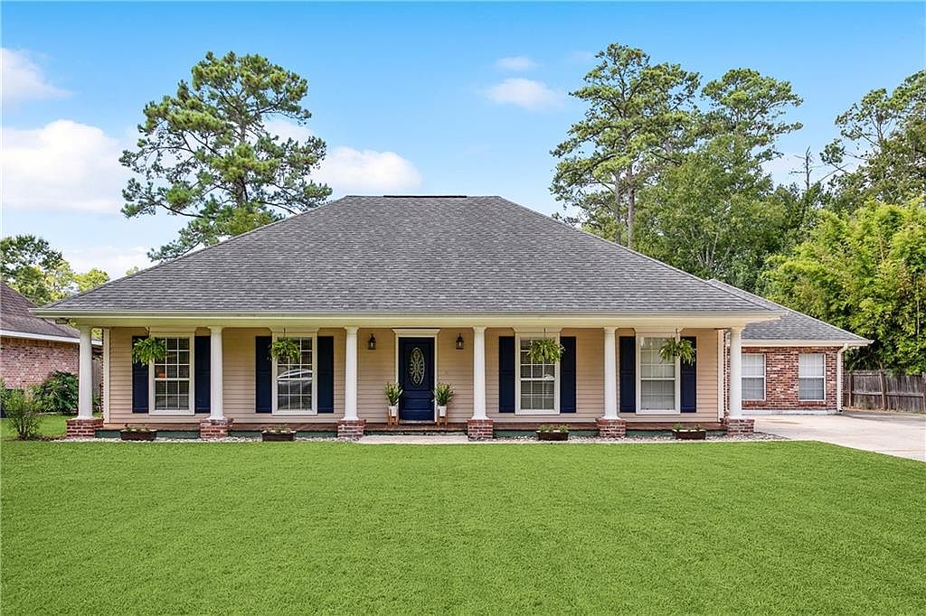 320 Lotus Dr S, Mandeville, LA 70471 | Zillow