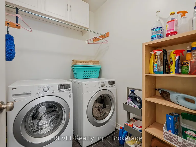 39 Pierpoint Dr — Photo 24