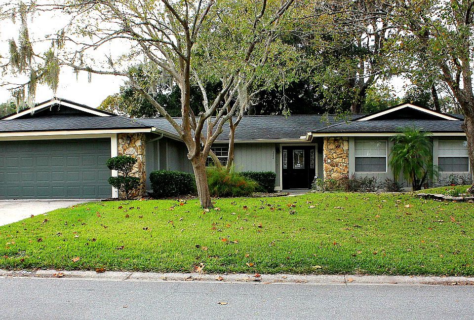 1st image of 256 Cambridge Dr