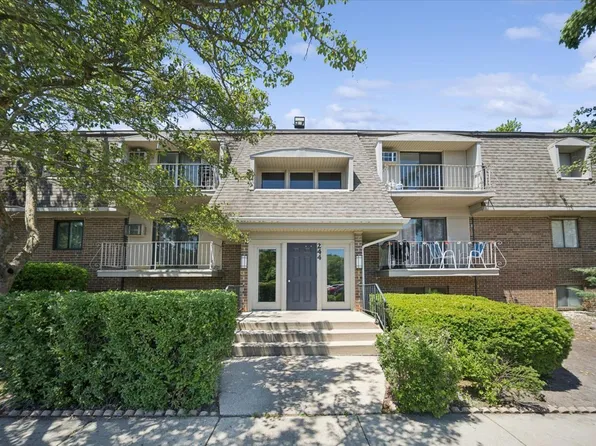 244 E Bailey Rd APT M, Naperville, IL 60565