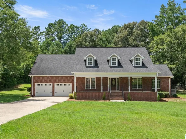 433 Eagle Pointe Dr, Pell City, AL 35128