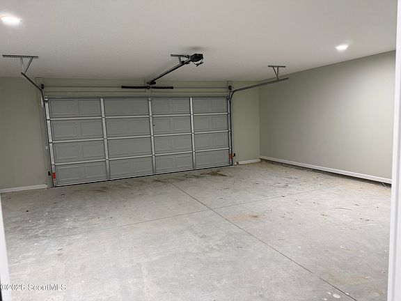 4th image of 3432 Nellie St