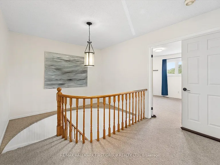 747 Stonepath Cir — Photo 19