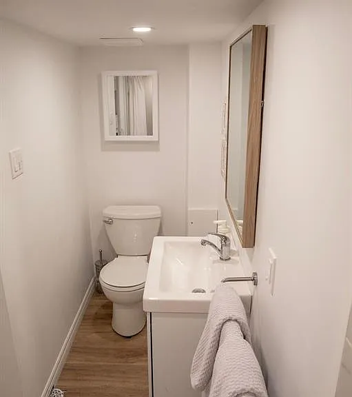 758 Pierre Ave #3 — Photo 6