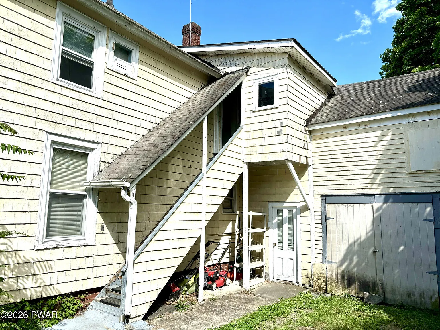 2 bed, 1.0 bath, 620 sqft, $1,600 — Photo 3