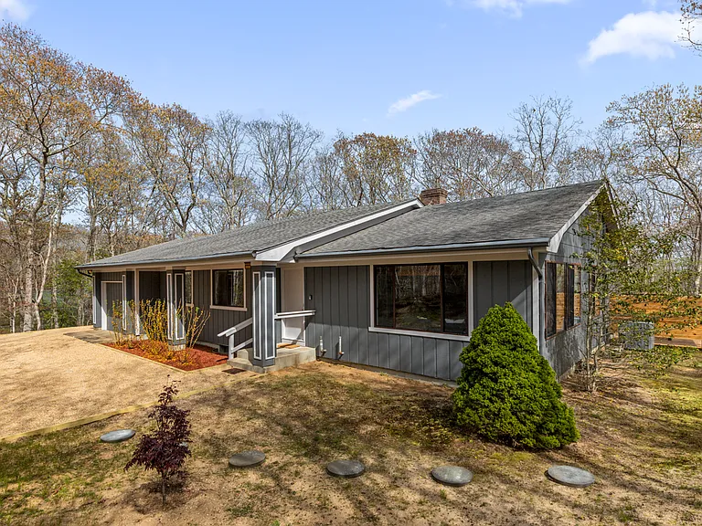 19 Dogwood St — Photo 27