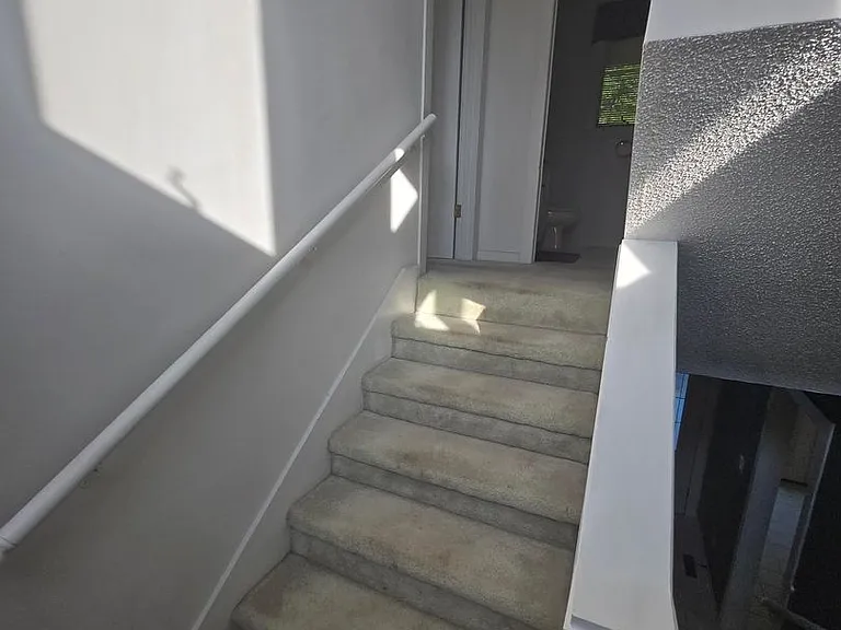 104 Hampton Ct — Photo 36