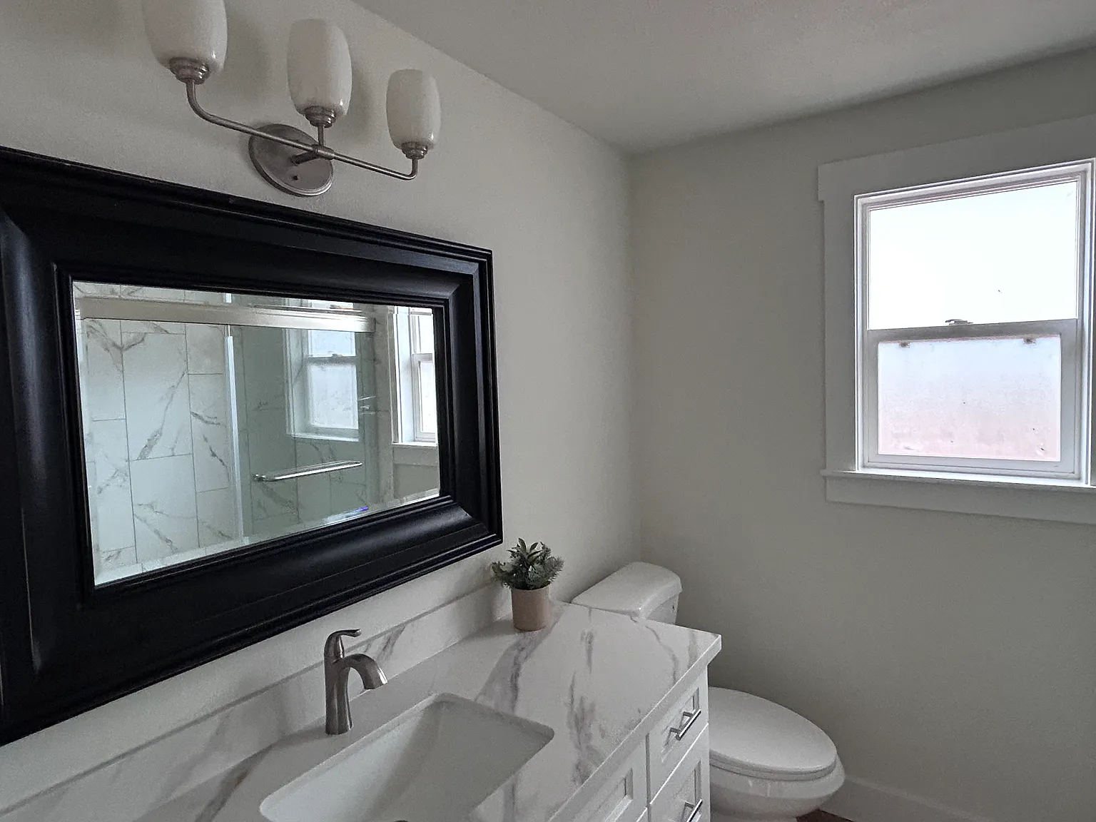 4 bed, 1813 sqft, $3,250 — Photo 2