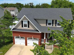 210 Sonoma Valley, Vine Grove, KY 40175