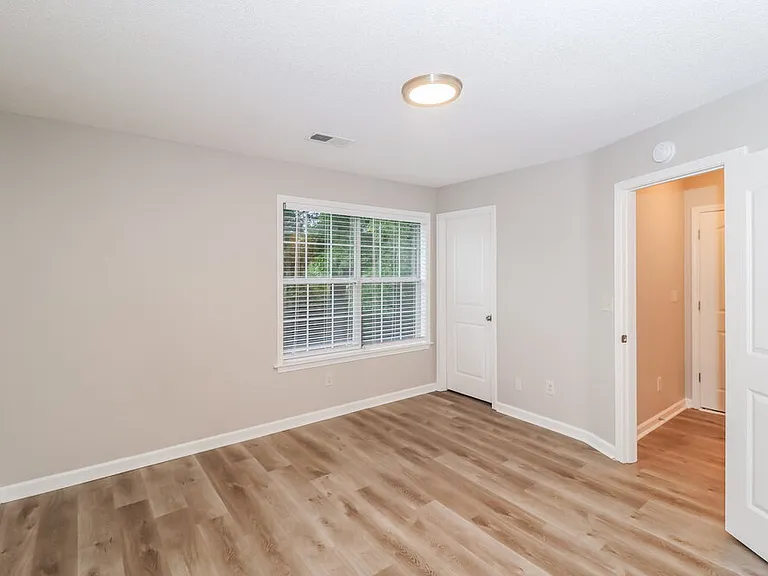 1140 Casentino St — Photo 15