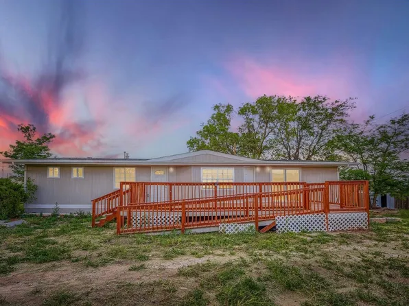 620 1st St, Bennett, CO 80102