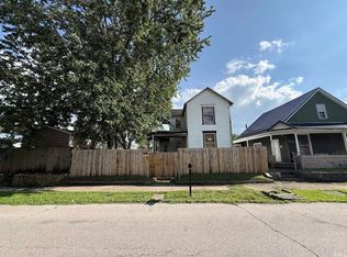 213 W 8th St, Muncie, IN 47302