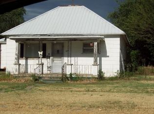 609 Park St, Larned, KS 67550
