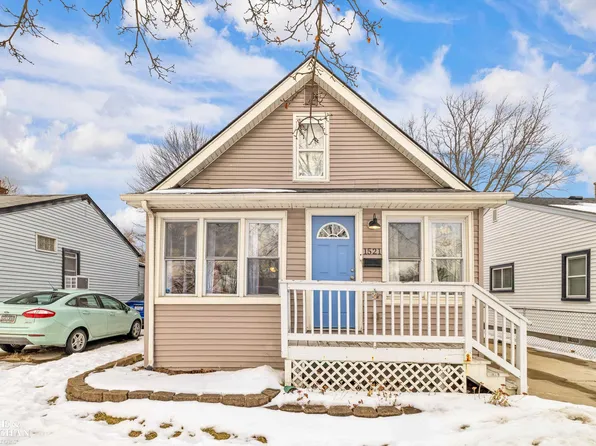 1521 E Granet Ave, Hazel Park, MI 48030