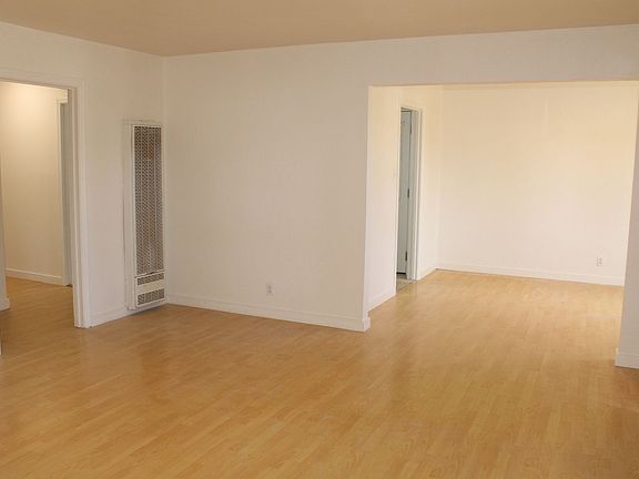 3rd image of 17 Lorraine Ave