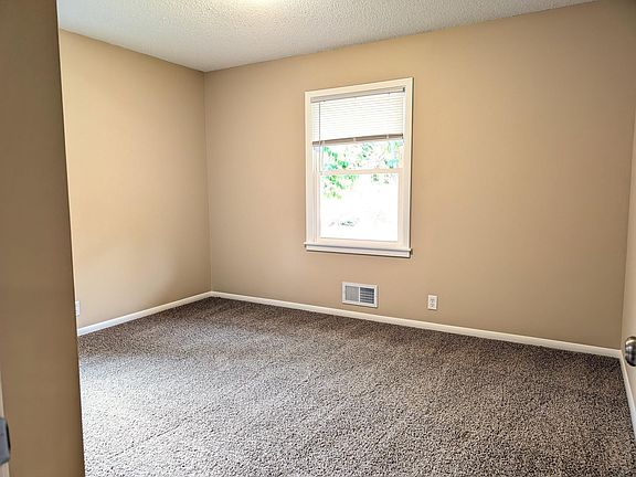 4th image of 6049 Dupont Ave S