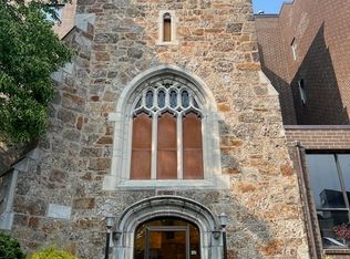 321 Harvard St APT 101, Cambridge, MA 02139
