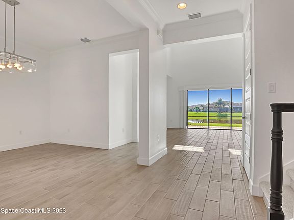 4th image of 8215 Lyside Dr