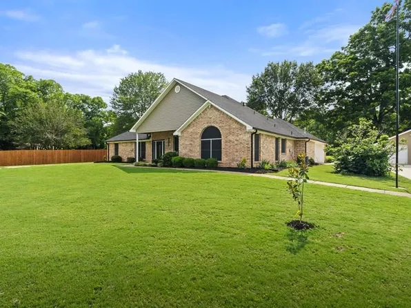 345 Belt Rd, Texarkana, TX 75501