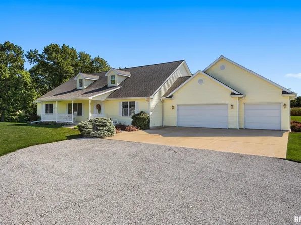 15648 Herberger Rd, Mackinaw, IL 61755