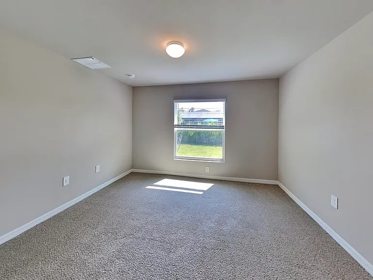 4731 Gillot Blvd — Photo 11