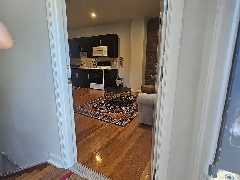 39 Throop Ave #101 — Photo 9