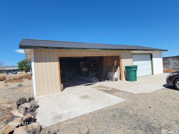 3060 E 2nd St, Silver Springs, NV 89429