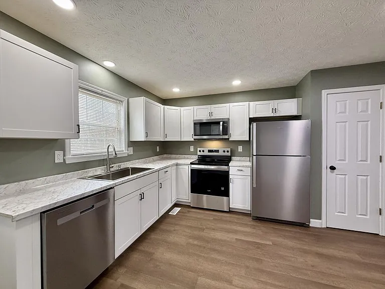 3875 Erwin Hwy #5 — Photo 6