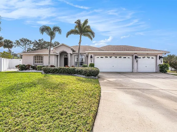 9203 Sea Oaks Ct, Seminole, FL 33776