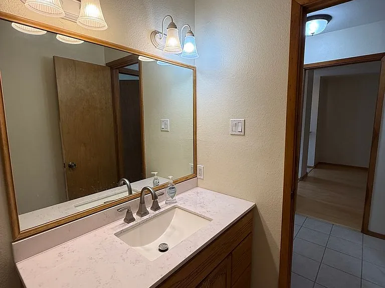 2719 Topley Ave — Photo 25