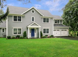 11 Jennifer Ln, Rye Brook, NY 10573