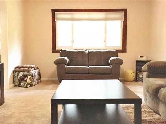 3rd image of 11862 Elkwood Dr