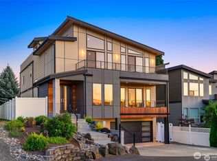 1025 N 36th St, Renton, WA 98056