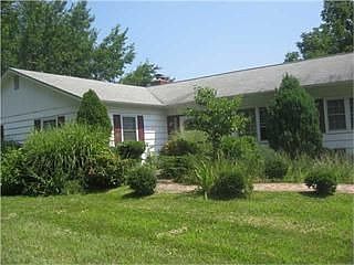 1st image of 50 Susan Dr