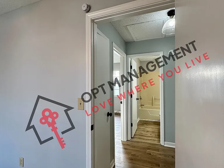 132 S 31st St #1 — Photo 17